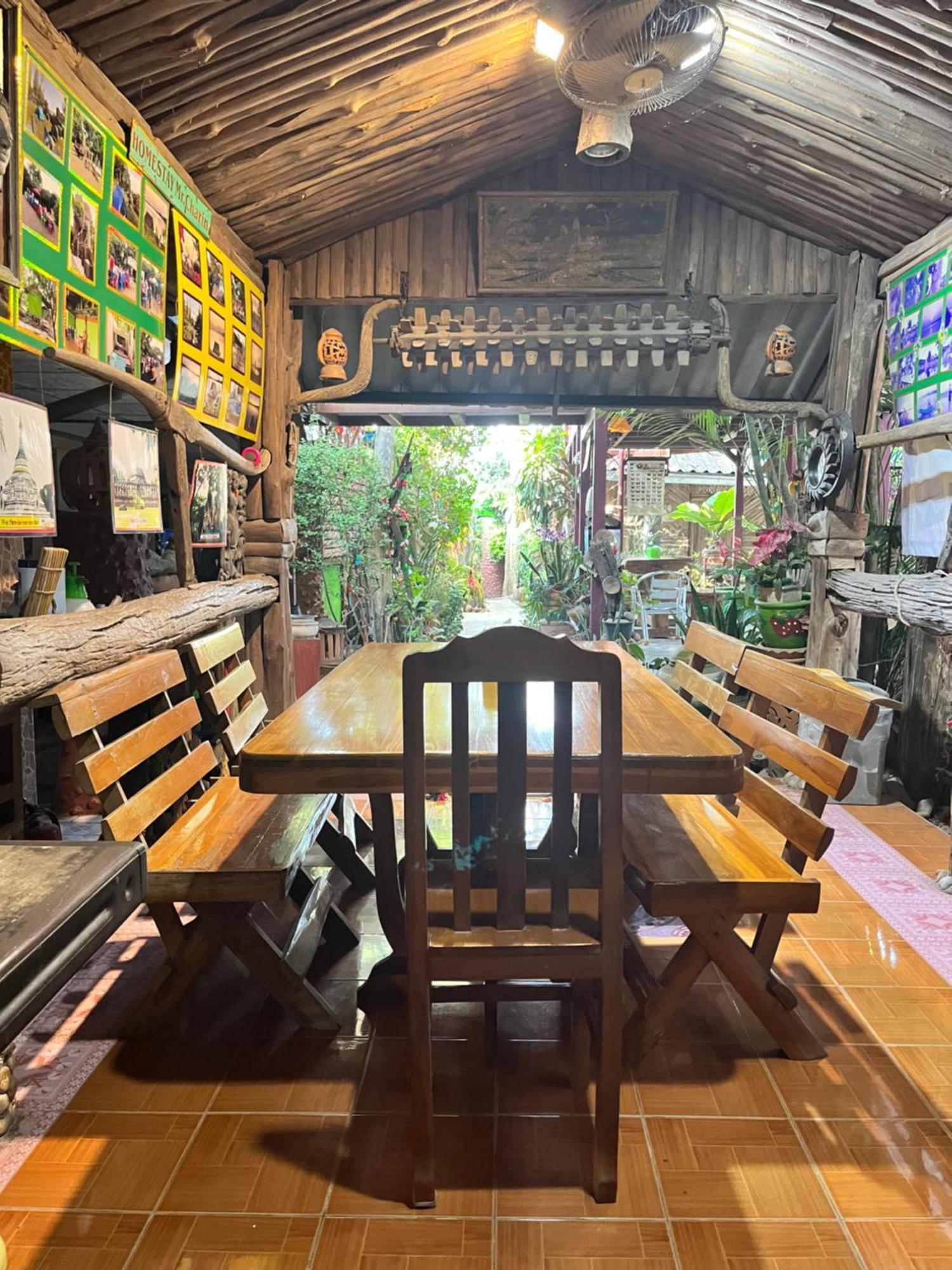 Three J Guesthouse Kamphaeng Phet Exterior foto
